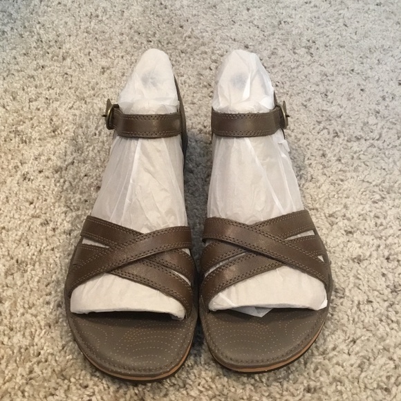 Boggs Sandals - Size 10 - Picture 2 of 9